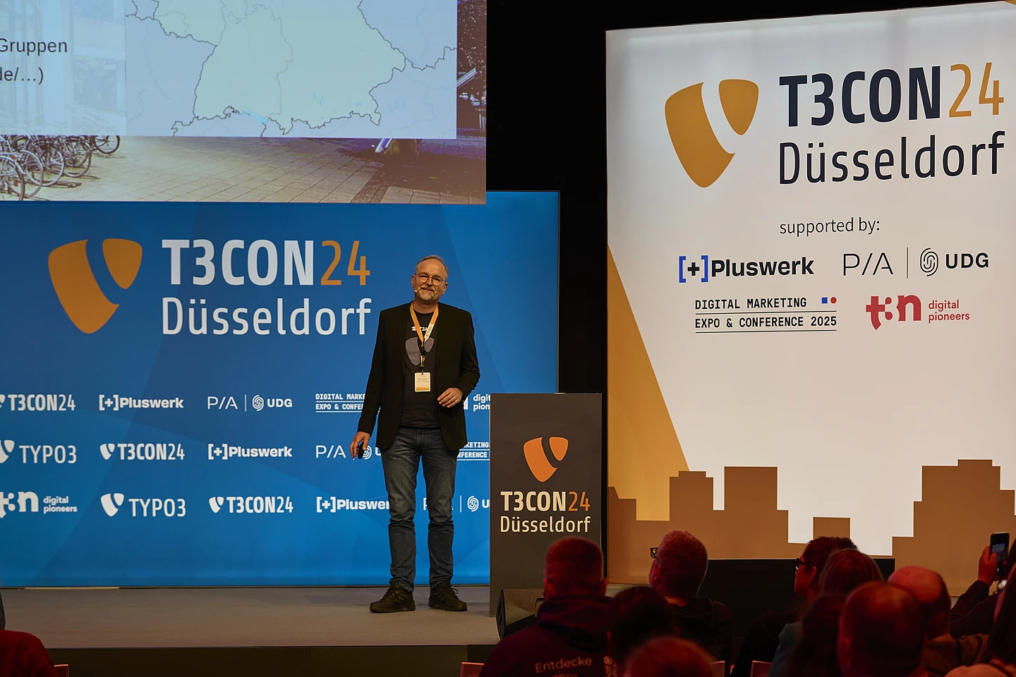 Volker Burggräf speaking